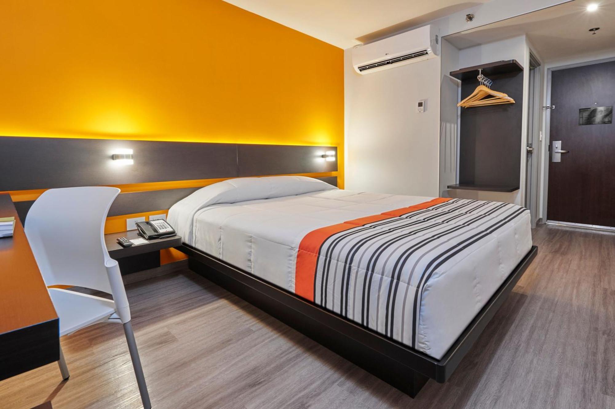City Express Junior By Marriott Ciudad De Mexico Sullivan Exterior foto