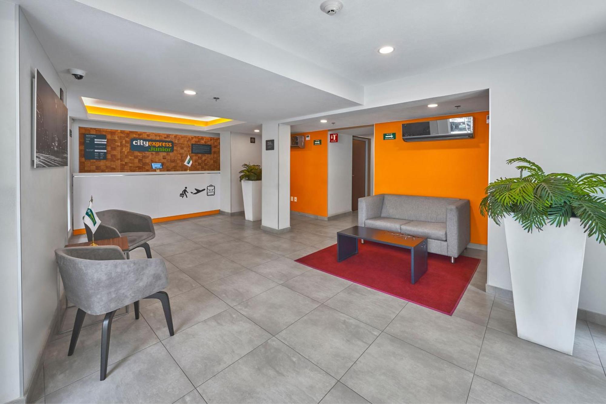 City Express Junior By Marriott Ciudad De Mexico Sullivan Exterior foto